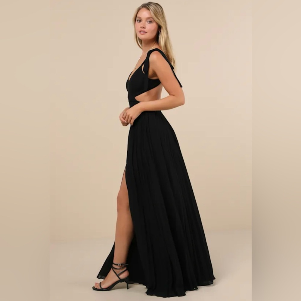 NWT Lulus Black Pleated Backless Maxi Dress - XL